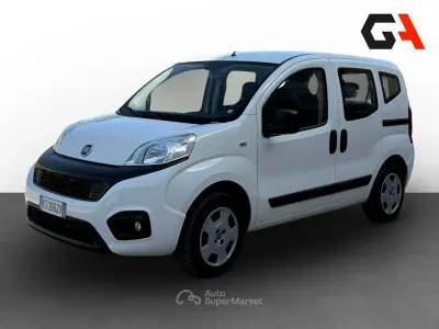 Usata Fiat Qubo Easy 69 CV (50 kW) 2018 Bianco Monovolume
