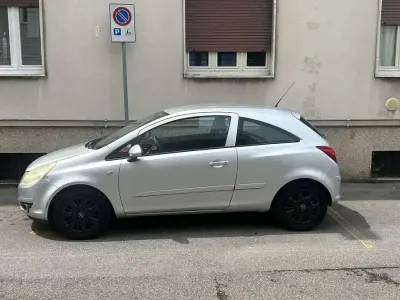 Usata Opel Corsa Enjoy 60 CV (44 kW) 2007 Grigio Utilitaria