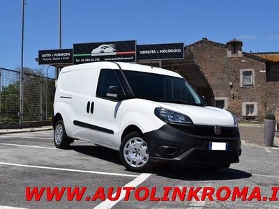 Usata Fiat Doblò Business 105 CV (77 kW) 2021 Bianco / pastello Monovolume