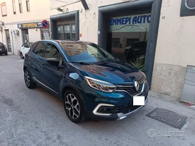 Usata Renault Captur 90 CV (66 kW) 2019 Bluazzurro SUV