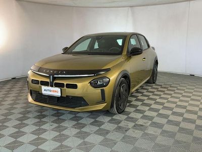 Usata Lancia Ypsilon 101 CV (74 kW) 2025 Oro Utilitaria