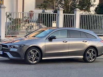 Begagnad Mercedes CLA250e Shooting Brake Premium 160 HK (117 kW) 2021 Grå Kombi