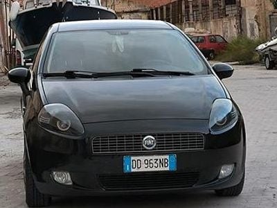 Usata Fiat Grande Punto 65 CV (47 kW) 2007 Nero Utilitaria