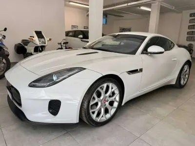 Usata Jaguar F-Type 300 CV (220 kW) 2017 Fuji white Coupé
