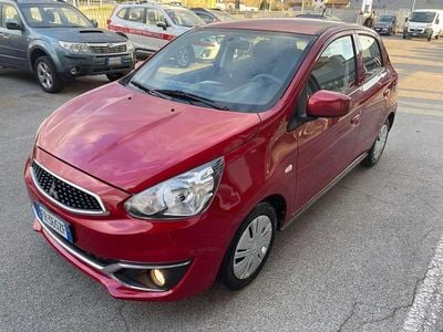Usata Mitsubishi Space Star Invite 71 CV (52 kW) 2018 Rosso Utilitaria