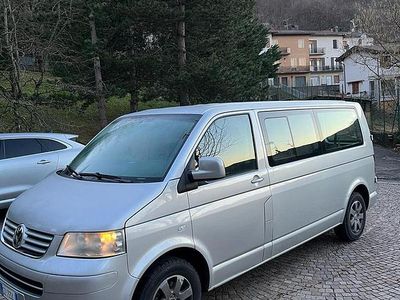 Usata 2006 VW Caravelle Monovolume | 10.500 €