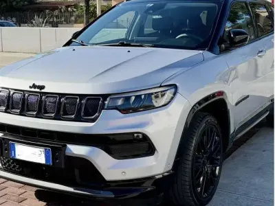 Usata Jeep Compass 131 CV (96 kW) 2023 SUV