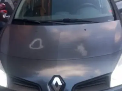Usata Renault Clio 75 CV (55 kW) 2006 Nero Utilitaria