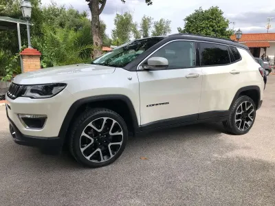 Usata Jeep Compass Opening Edition 140 CV (102 kW) 2017 Bianco SUV