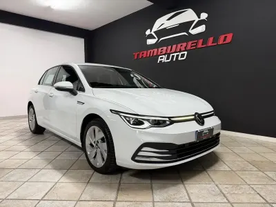 Usata VW Golf VII Style 116 CV (85 kW) 2021 Bianco Utilitaria