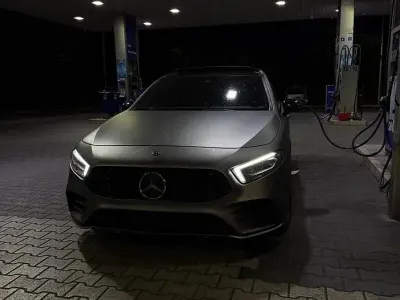 Usata Mercedes A200 150 CV (110 kW) 2019 Grigio Berlina