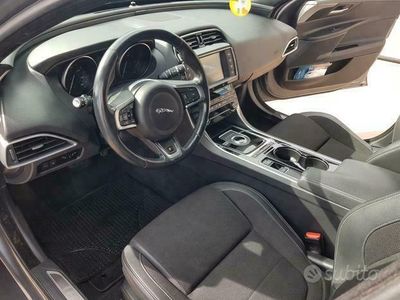 usata Jaguar XE (x760) - 2017
