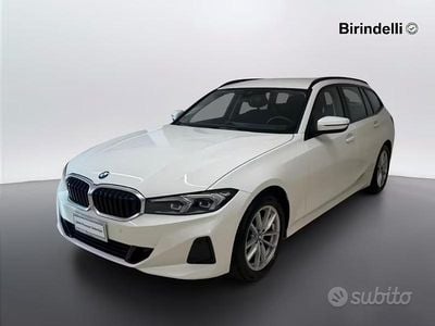Begagnad BMW 318 Shadowline 150 HK (110 kW) 2023 Vit Kombi