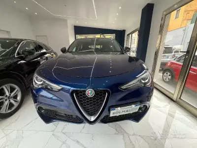 Usado Alfa Romeo Stelvio Ti 190 CV (139 kW) 2020 Azul SUV