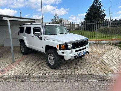Hummer H3