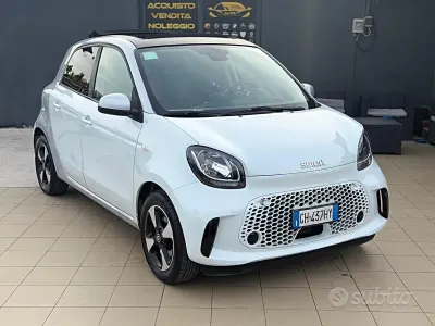 Usata Smart ForFour Electric Drive 41 kW (56 CV) 2022 Bianco Cabrio