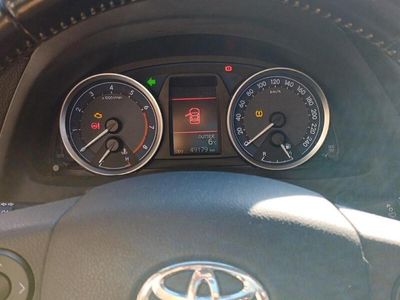 usata Toyota Auris 1300 benzina active - 2014
