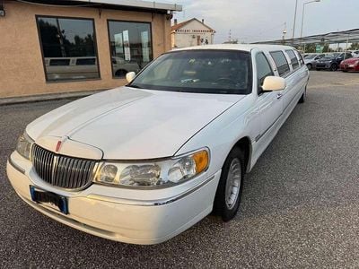 Usata Lincoln Town Car 234 CV (172 kW) 1999 Berlina