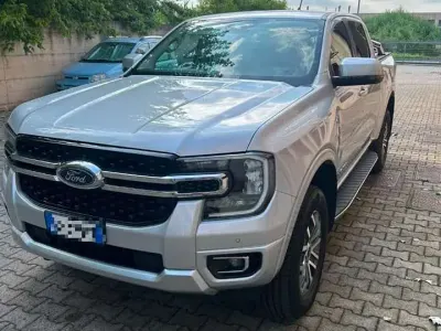 Usata Ford Ranger Limited 205 CV (150 kW) 2023 Argento Pick-up