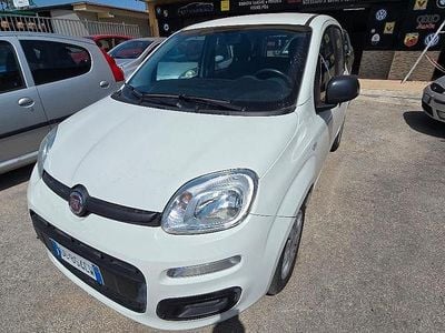 Usata Fiat Panda 70 CV (51 kW) 2021 Bianco Utilitaria