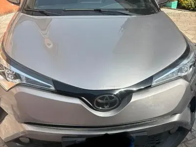 Usata Toyota C-HR