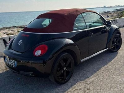 Usata VW New Beetle Edition 105 CV (77 kW) 2009 Nero Utilitaria