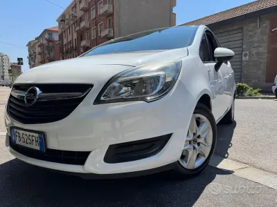 Usata Opel Meriva Cosmo 120 CV (88 kW) 2015 Bianco Monovolume