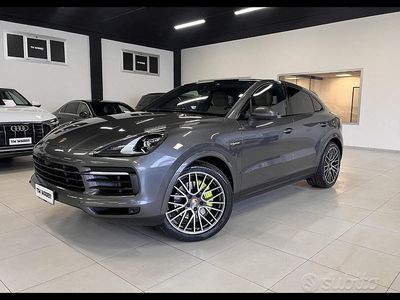 Usata Porsche Cayenne 340 CV (250 kW) 2021 Grigio SUV