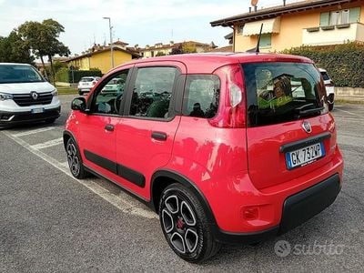Usata Fiat Panda S 2022 Rosso Utilitaria