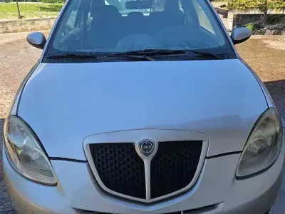 Usata Lancia Ypsilon 60 CV (44 kW) 2009 Grigio Utilitaria