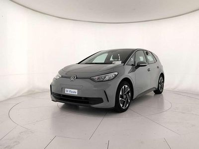 Usata VW ID.3 Pro Performance 150 kW (204 CV) 2024 Moonstone grey nero Utilitaria