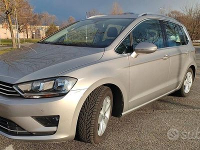 Usata VW Golf Sportsvan Executive 110 CV (80 kW) 2016 Grigio Monovolume