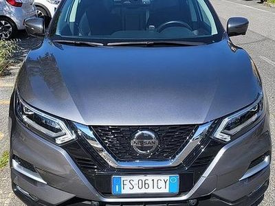 Usata Nissan Qashqai N-Connecta 116 CV (85 kW) 2018 Grigio SUV