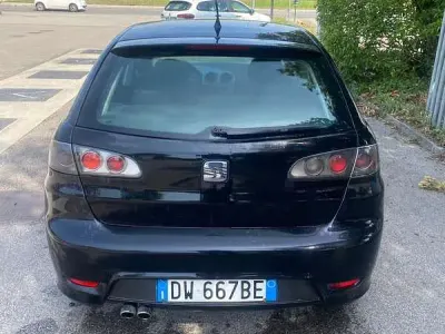 Usata Seat Ibiza FR 131 CV (96 kW) 2009 Berlina
