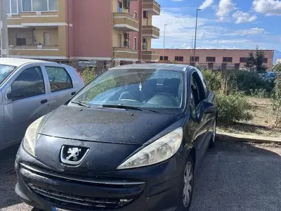Usata Peugeot 207 68 CV (50 kW) 2006 Nero Berlina