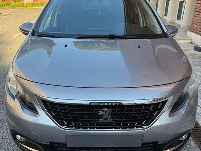 Usata Peugeot 2008 Access 82 CV (60 kW) 2018 Grigio SUV