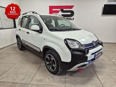 Usata Fiat Panda Cross Cross 69 CV (50 kW) 2021 Bianco Utilitaria