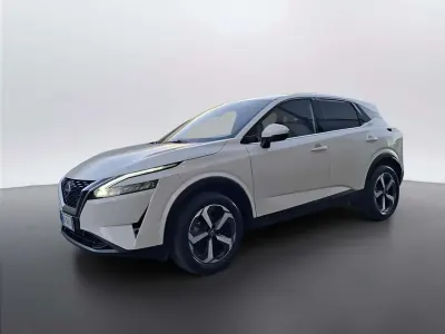 Usata Nissan Qashqai N-Connecta 140 CV (102 kW) 2023 Bianco SUV