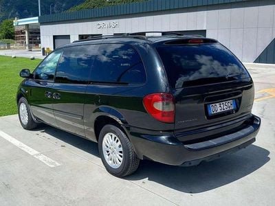 Usata Chrysler Grand Voyager 150 CV (110 kW) 2006 Nero Monovolume