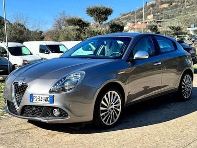 Usata Alfa Romeo Giulietta Super 120 CV (88 kW) 2019 Grigio Berlina