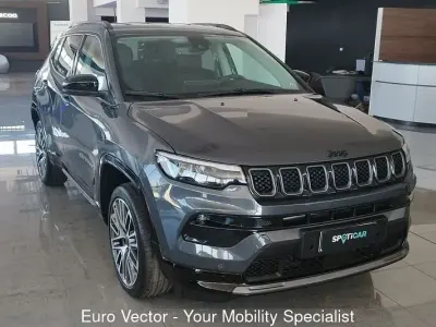 Brugt Jeep Compass Summit 131 HK (96 kW) 2025 Grå SUV
