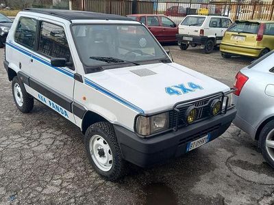 Usata Fiat Panda 4x4 50 CV (36 kW) 1987 Bianco Utilitaria