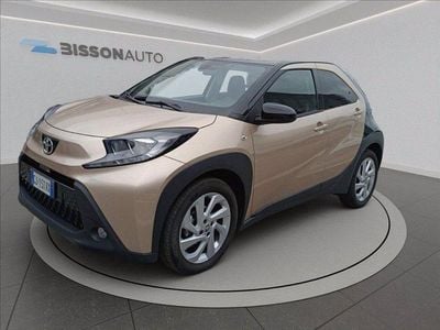 Usata Toyota Aygo X Trend 72 CV (52 kW) 2022 Beige metallizzato SUV