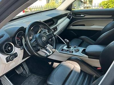 Usata Alfa Romeo Stelvio Veloce 210 CV (154 kW) 2021 Grigio SUV