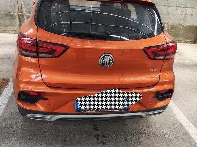 Usata MG ZS Luxury 106 CV (77 kW) 2023 Arancione SUV