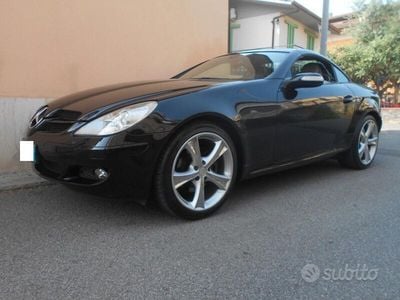 Usata Mercedes SLK280 231 CV (169 kW) 2005 Nero Cabrio