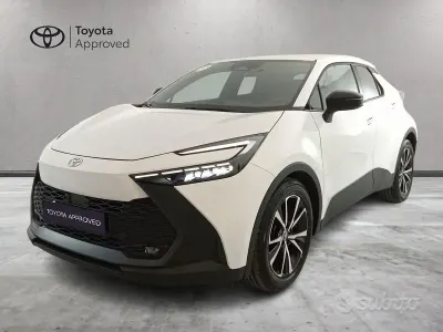 Usata Toyota C-HR Trend 140 CV (102 kW) 2024 Bianco SUV
