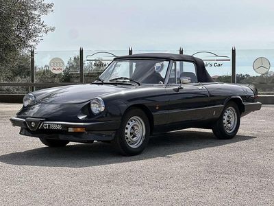 Usata Alfa Romeo Spider 128 CV (94 kW) 1984 Nero Cabrio