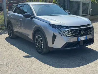 Usata Peugeot 3008 Allure 136 CV (100 kW) 2025 SUV
