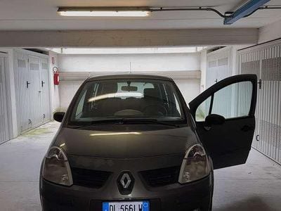 Usata 2008 Renault Modus Dynamique Monovolume | 2500 € (Buon prezzo)